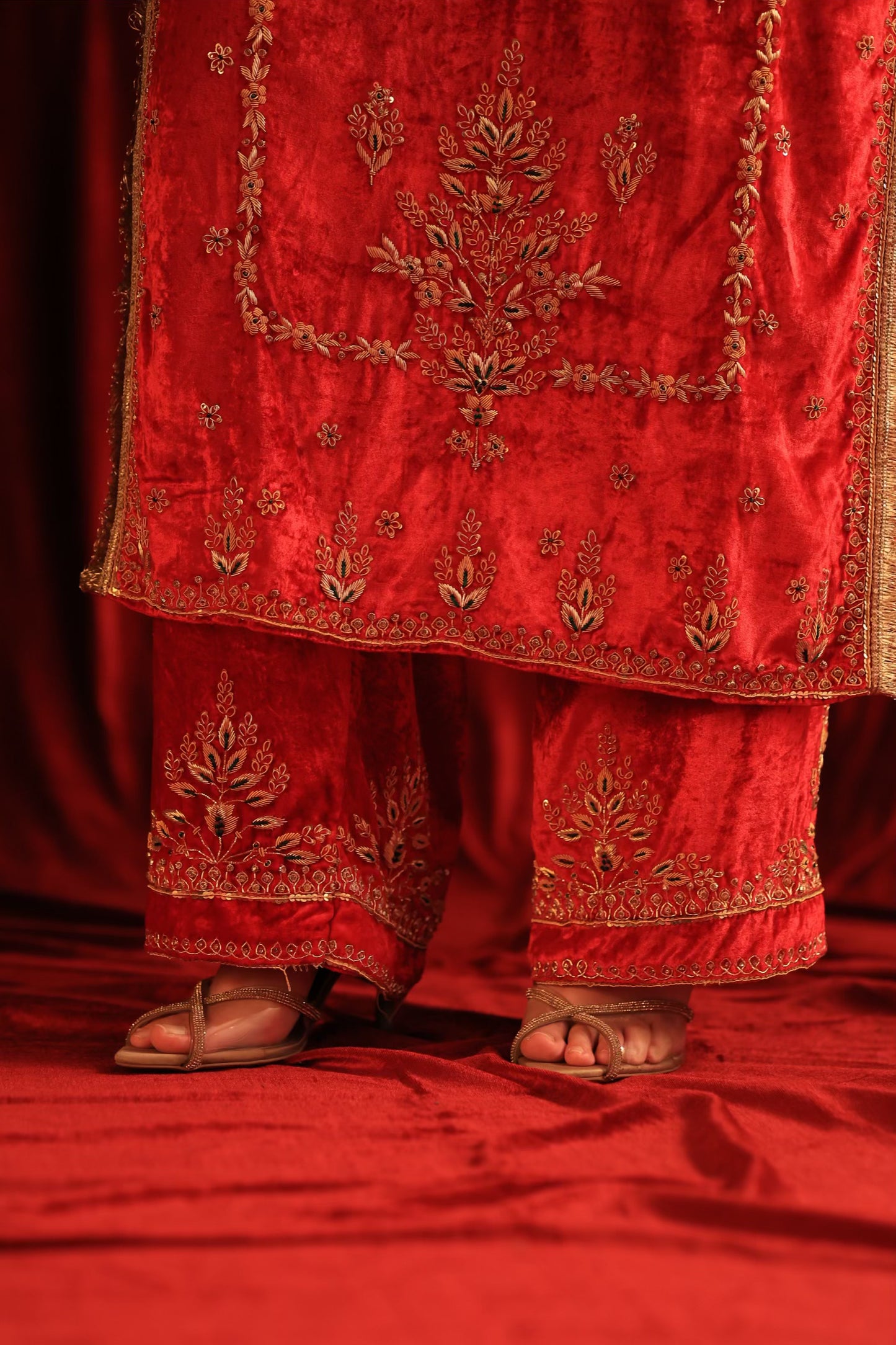 Crimson Red Shade | Saman Velvet Ready To Wear Kurta Set