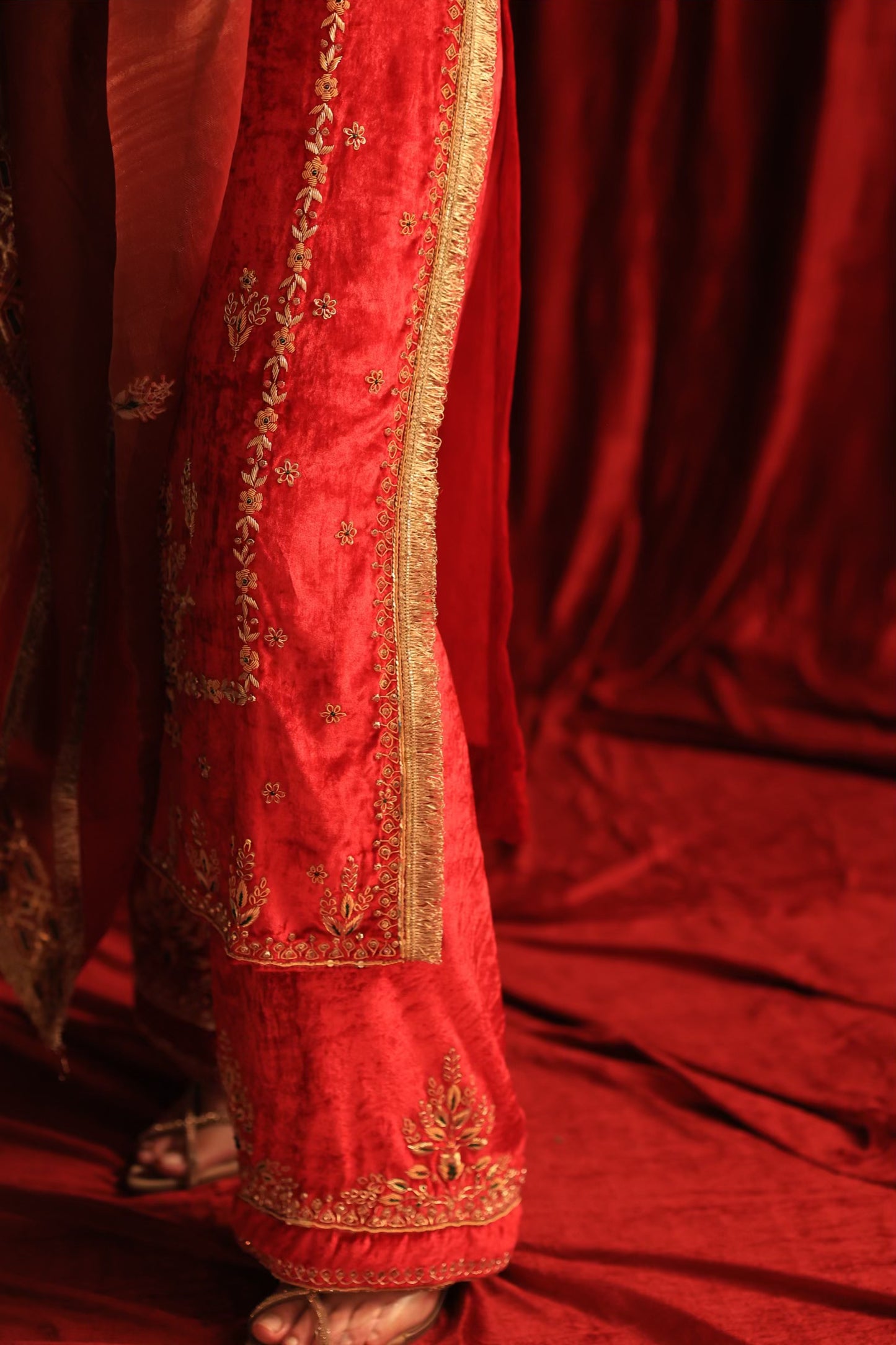 Crimson Red Shade | Saman Velvet Ready To Wear Kurta Set