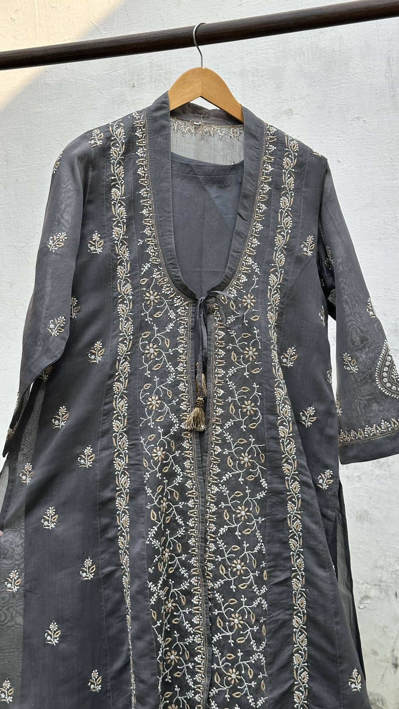 Grey SICO Mal Chikankari Kurta With Mukaish Kamdani – Ready to Wear