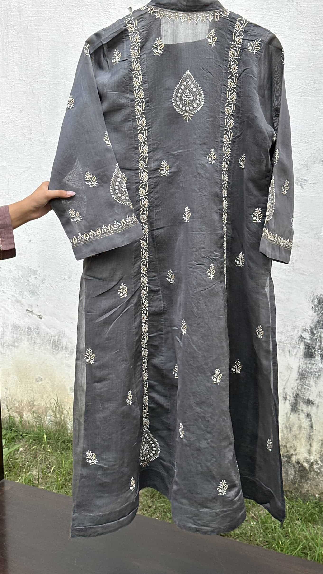 Grey SICO Mal Chikankari Kurta With Mukaish Kamdani – Ready to Wear