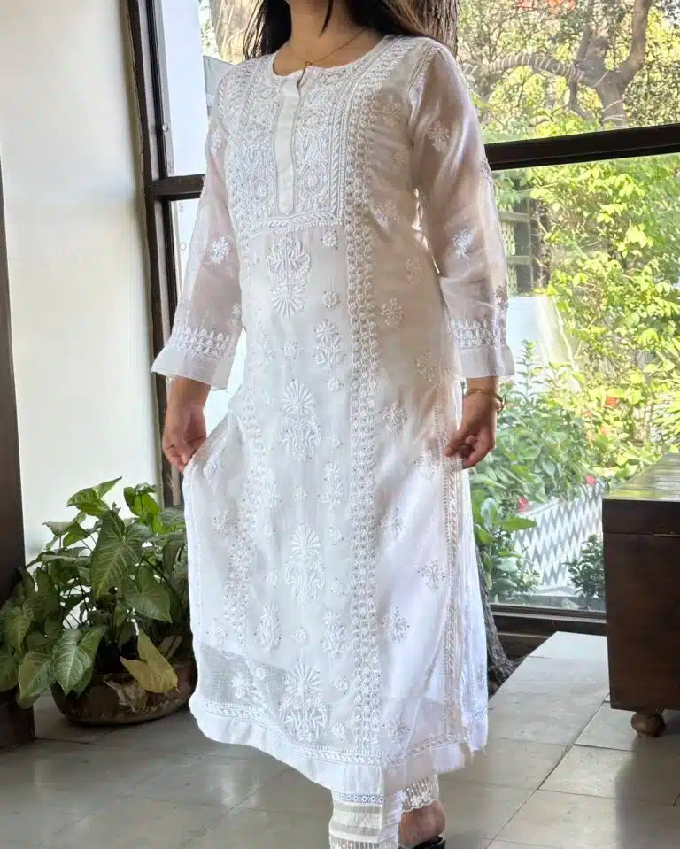 Kota Chikankari Kurta With Mukaish Kamdani