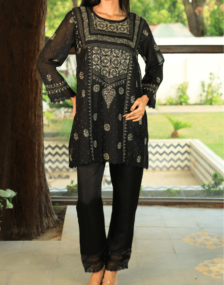 Malmal Chikankari Kamdani Short Kurti