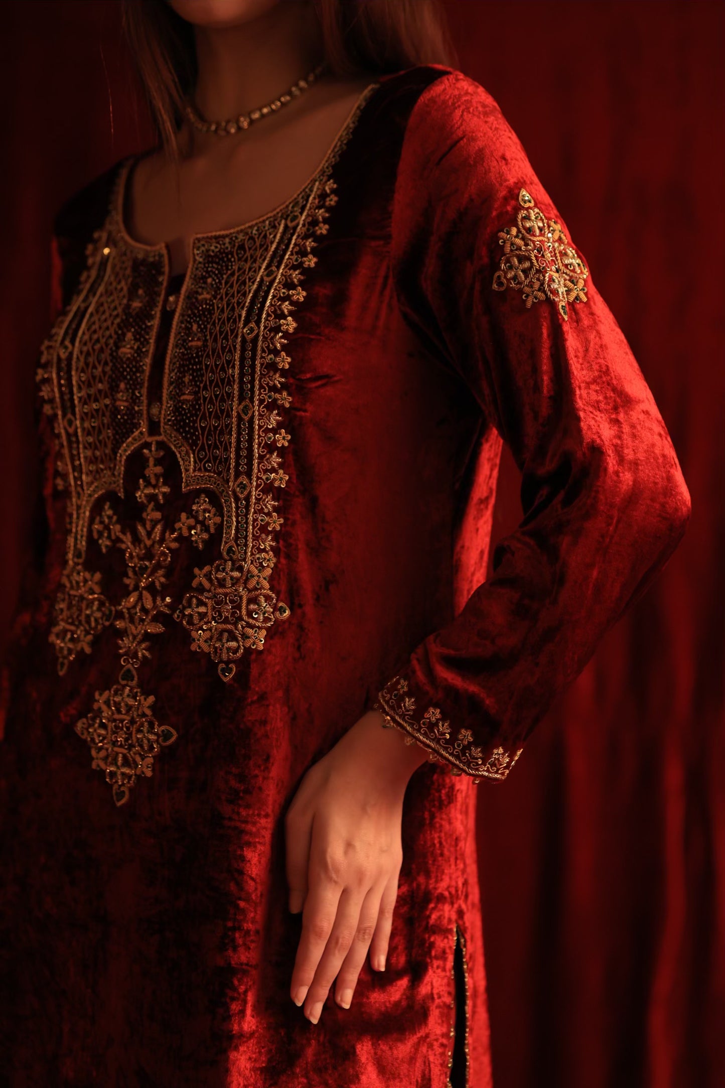 Maroon Shade | Saman Velvet Ready To Wear Kurta Set