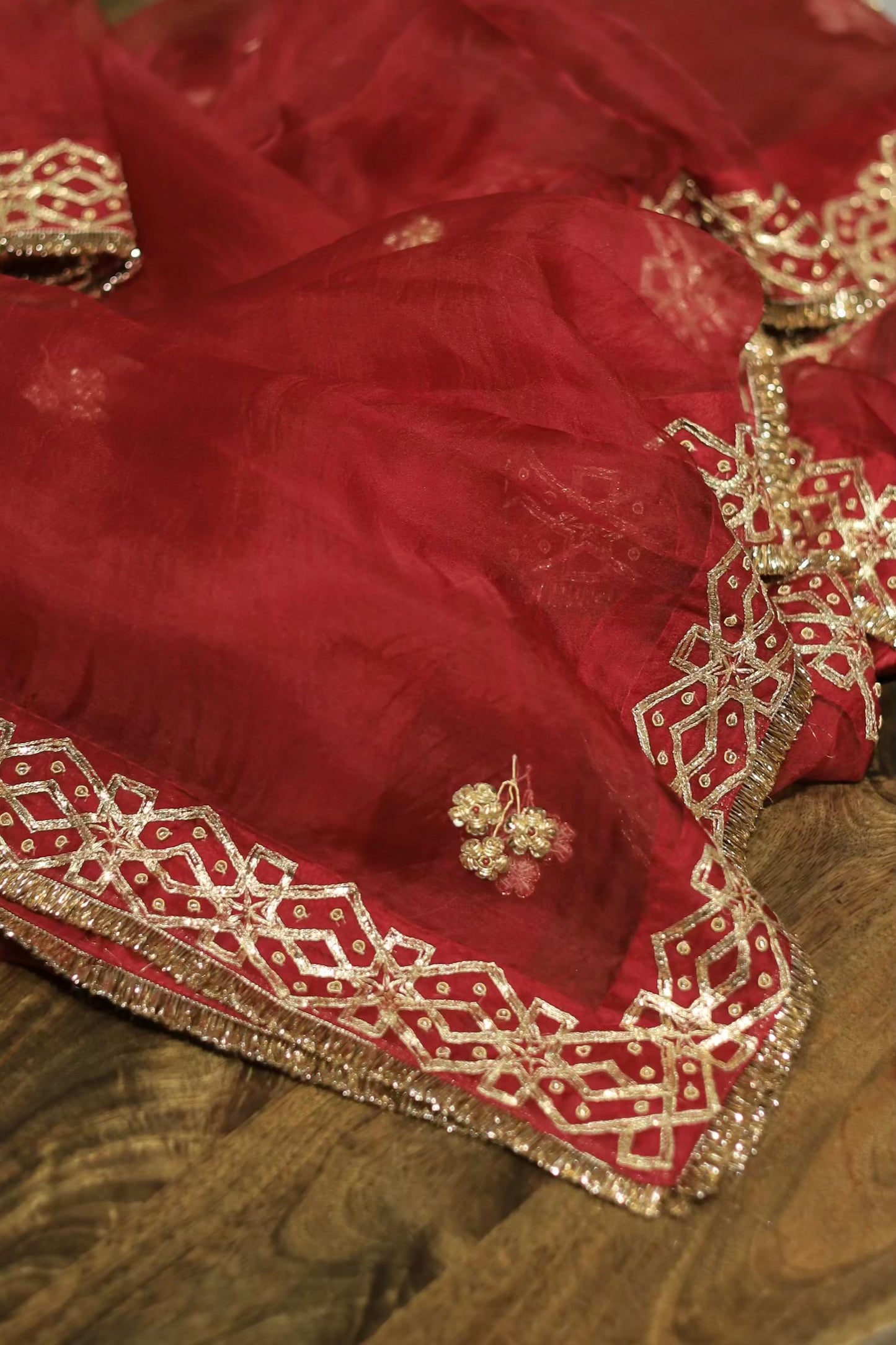 Maroon | Saman Velvet Ready To Wear Kurta Set