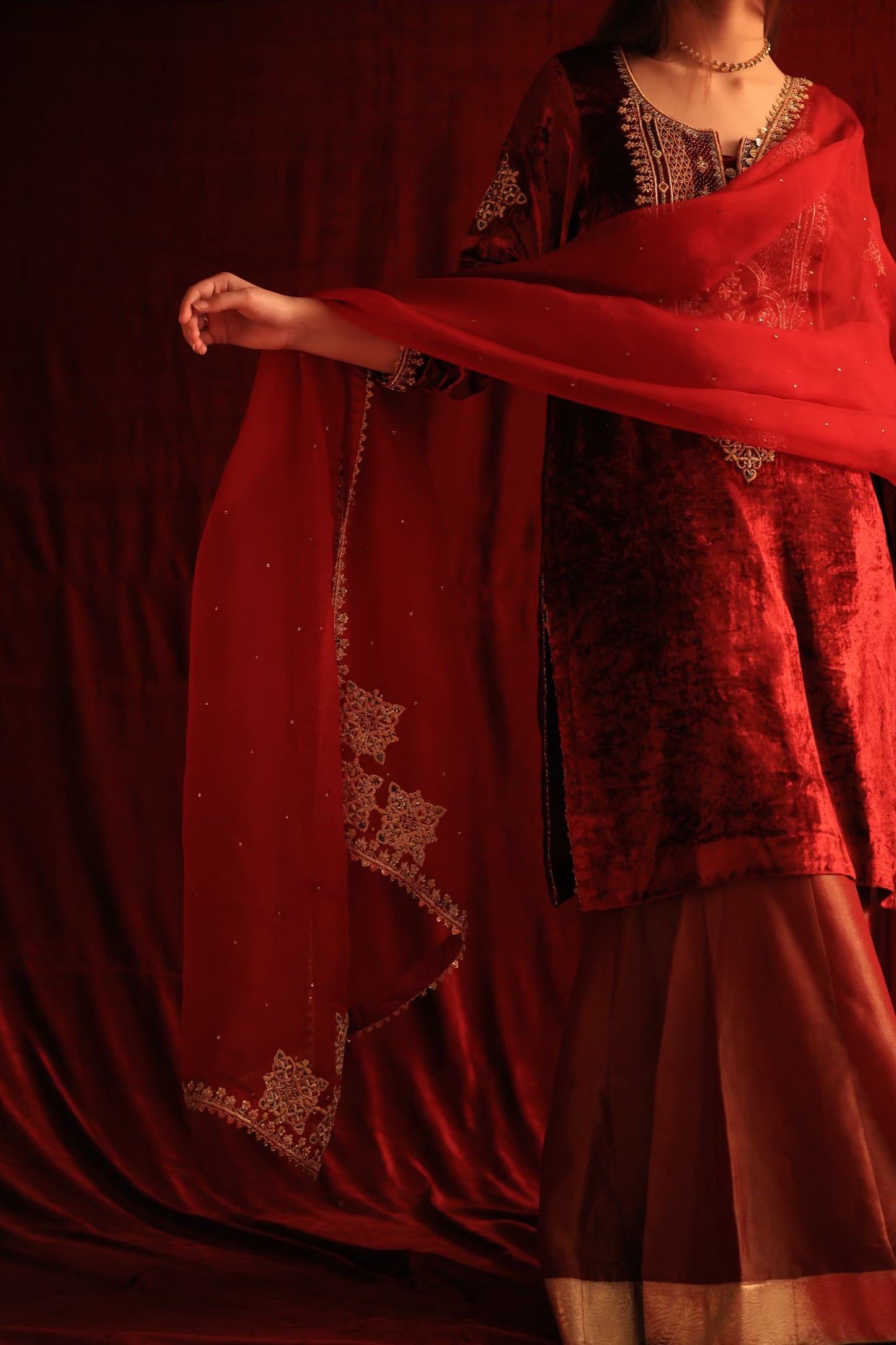 Maroon Shade | Saman Velvet Ready To Wear Kurta Set