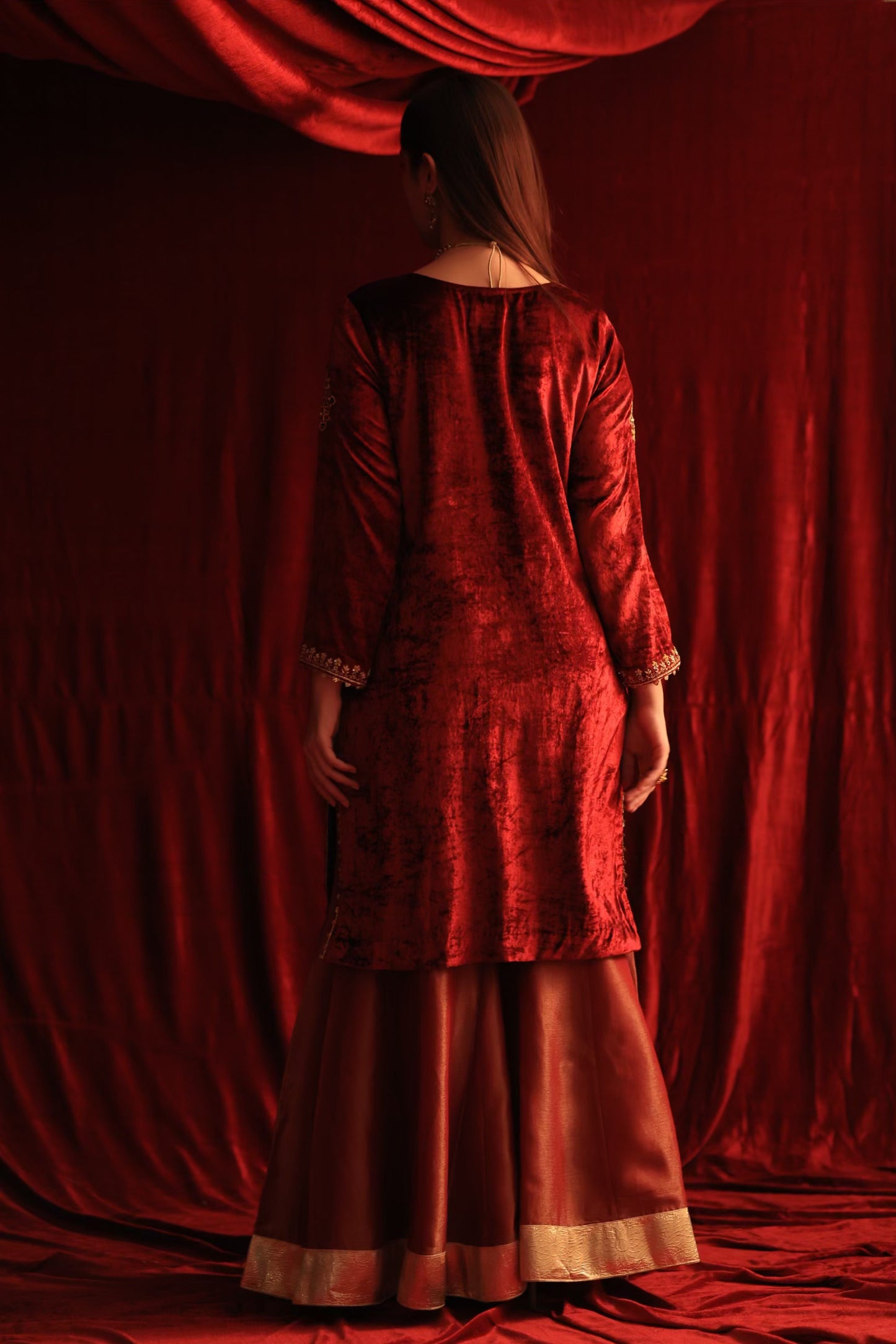 Maroon Shade | Saman Velvet Ready To Wear Kurta Set