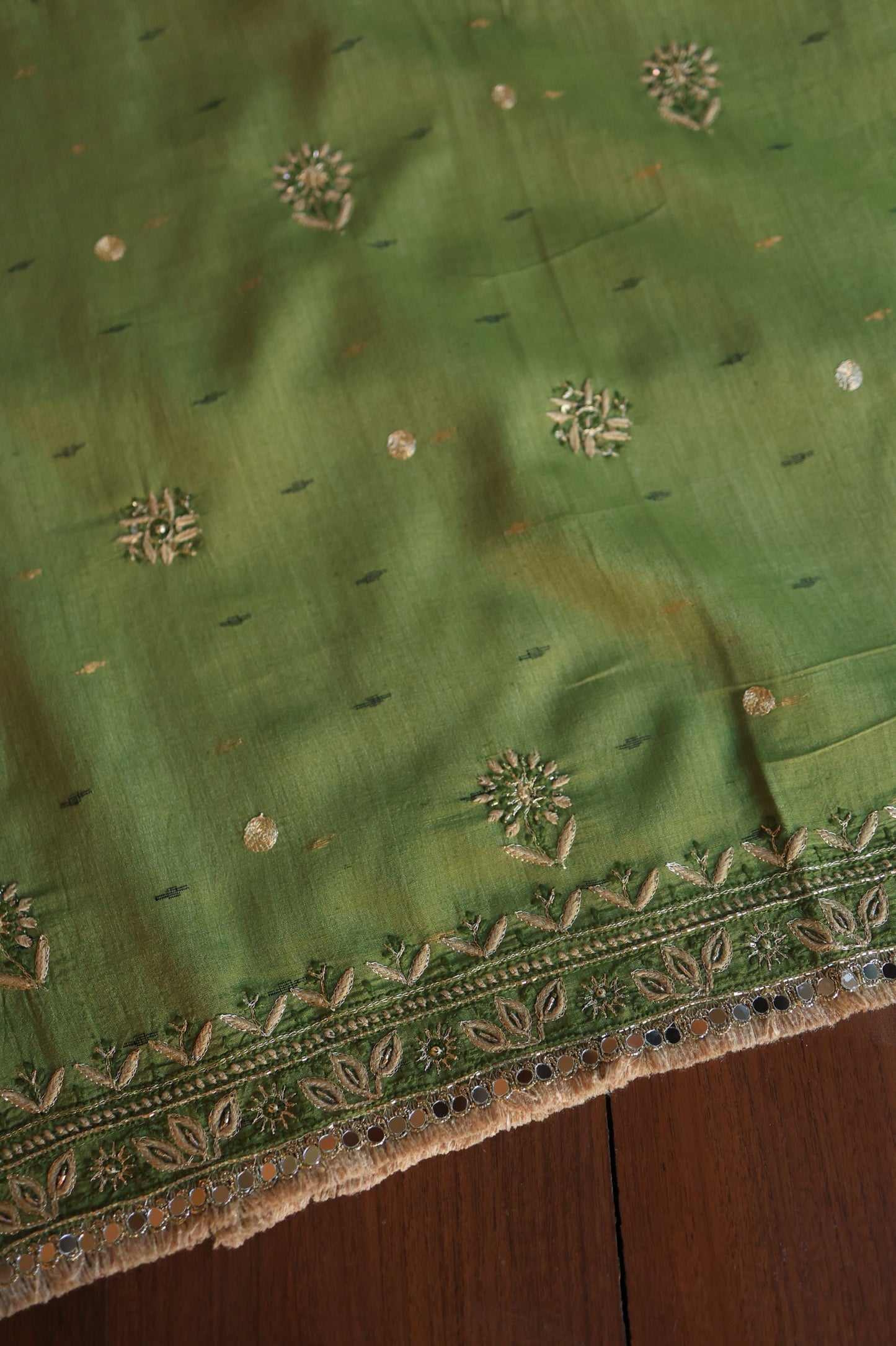 Moss Green Shade Jamdani X Chikankari Unstitched Fabric