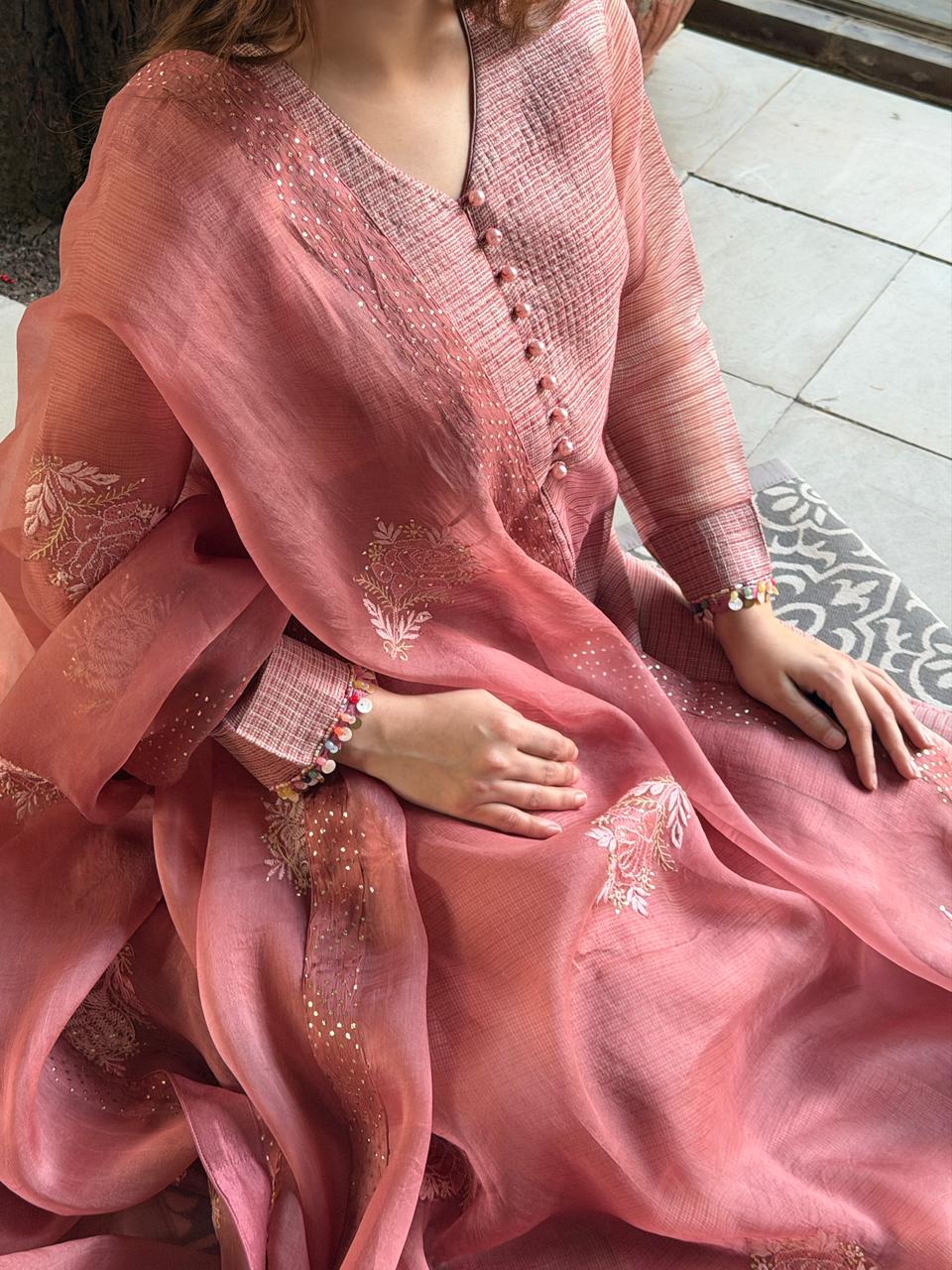 Salmon Pink Tissue Silk Dagla Kurta Set