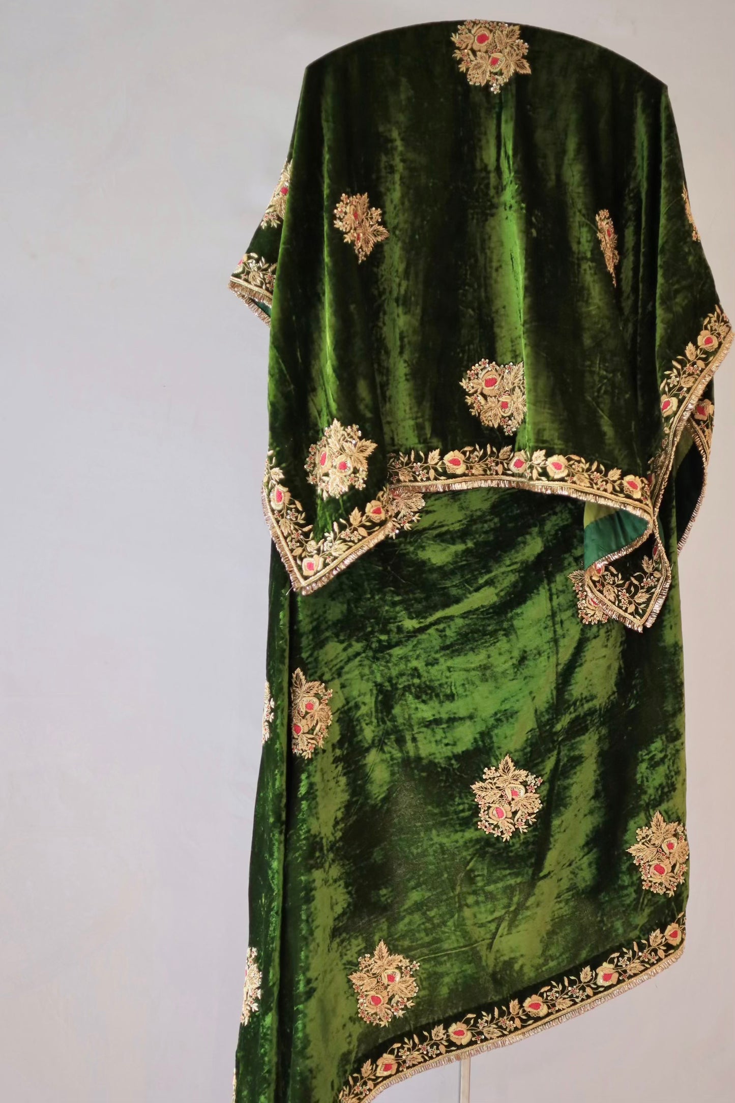 Green Shade Saman Velvet Shawls