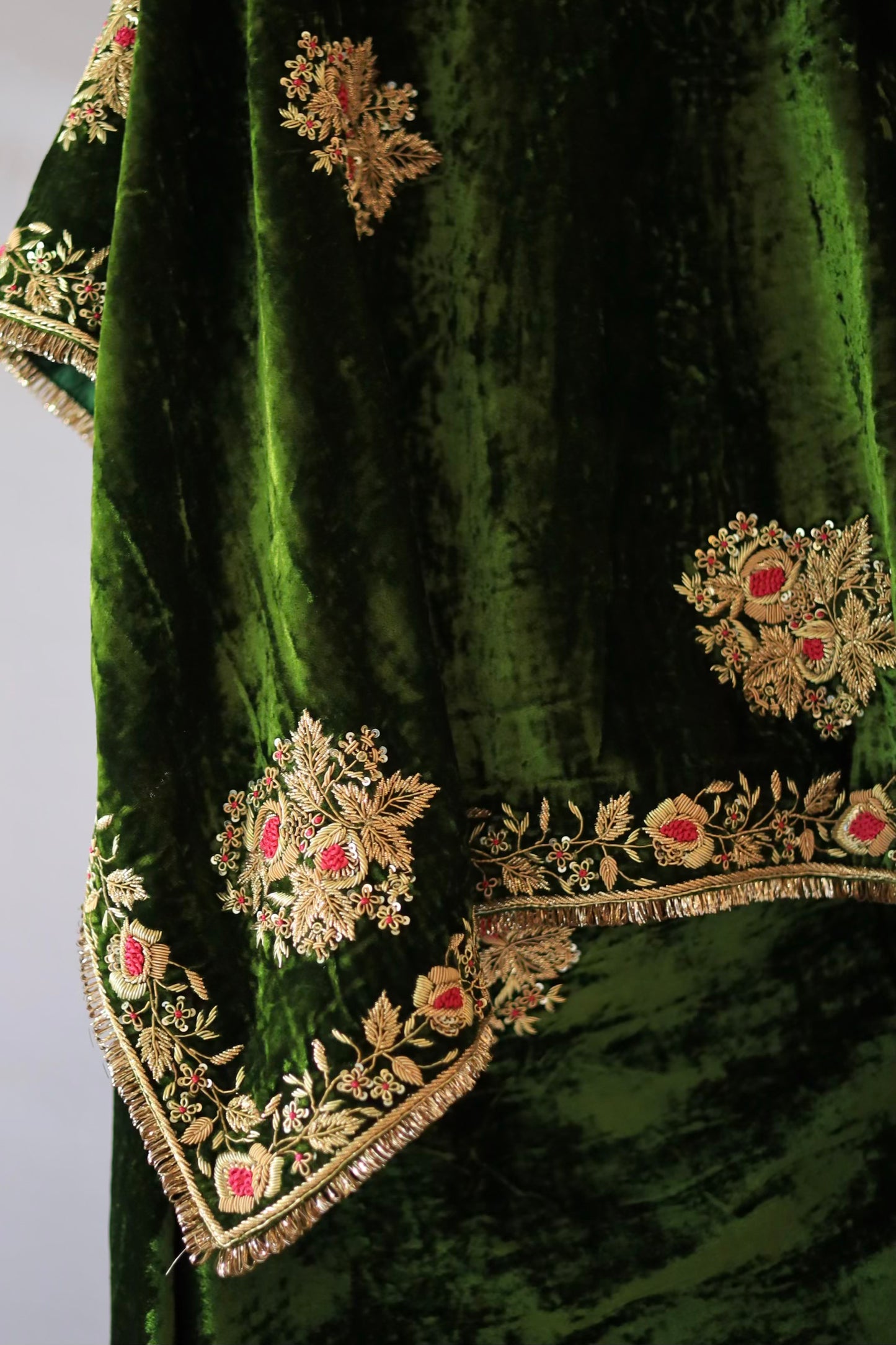 Green Shade Saman Velvet Shawls