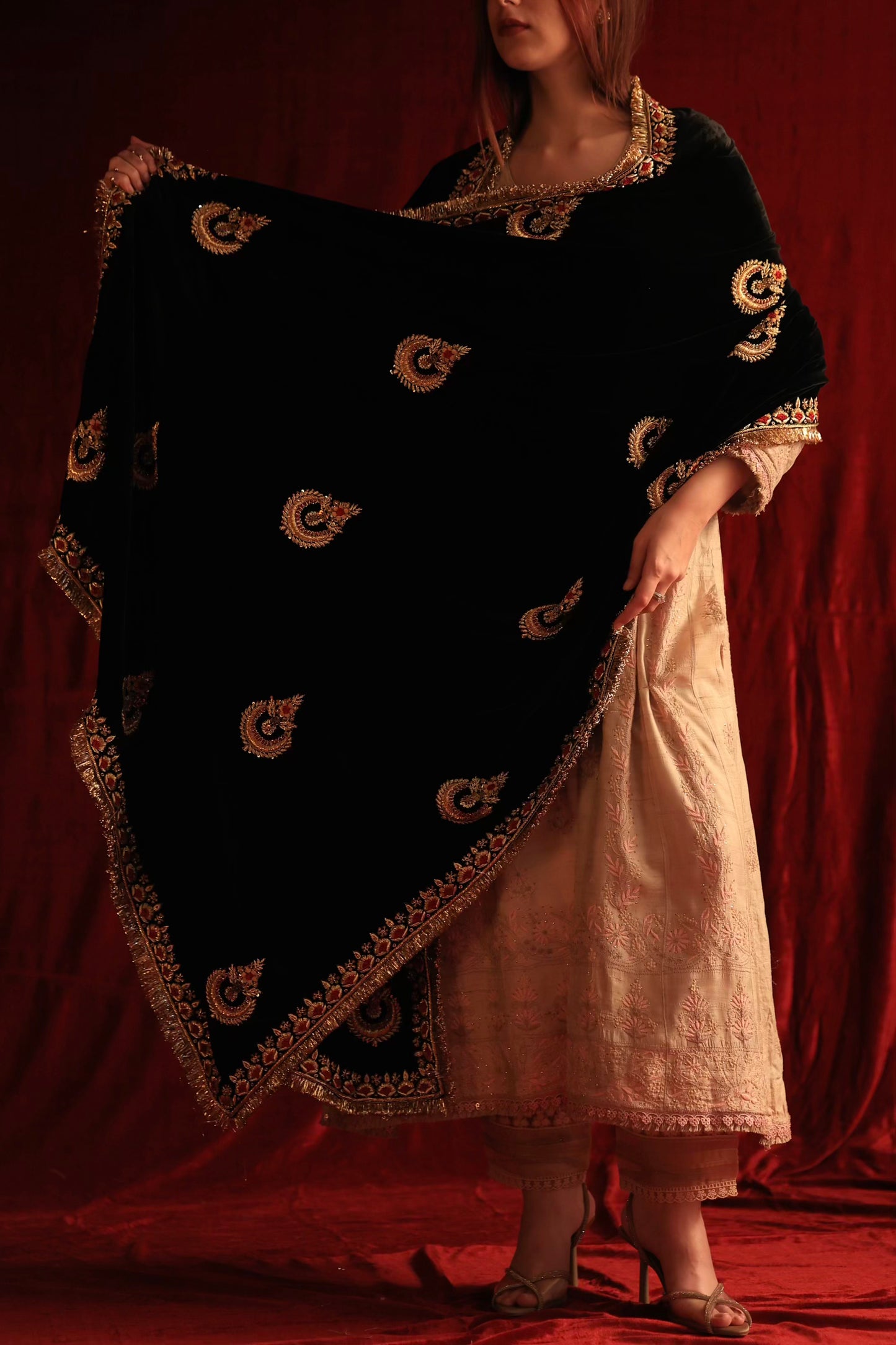 Saman Velvet Shawls