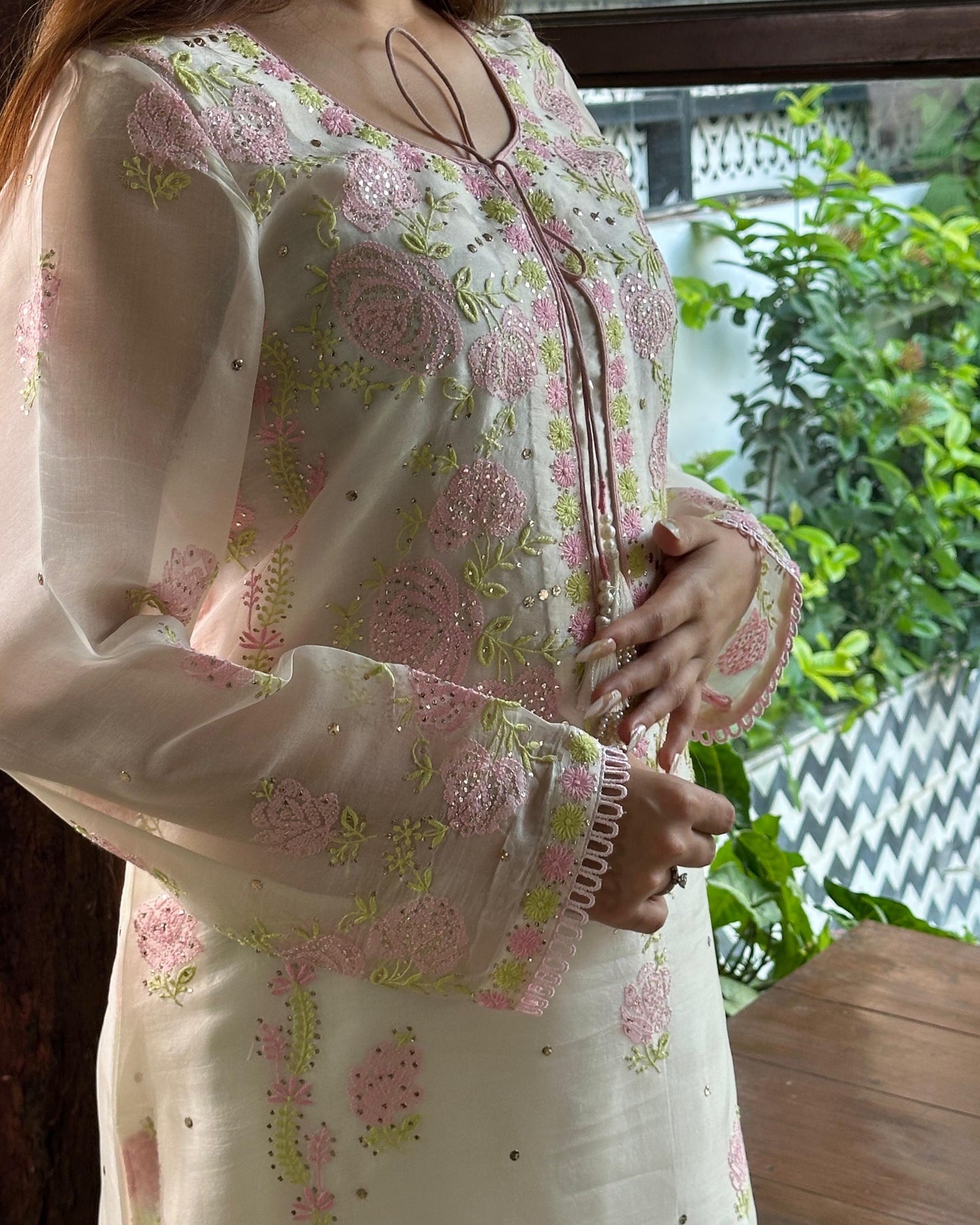 White Mukaish Kamdani Noor Organza Chikankari Kurta Set