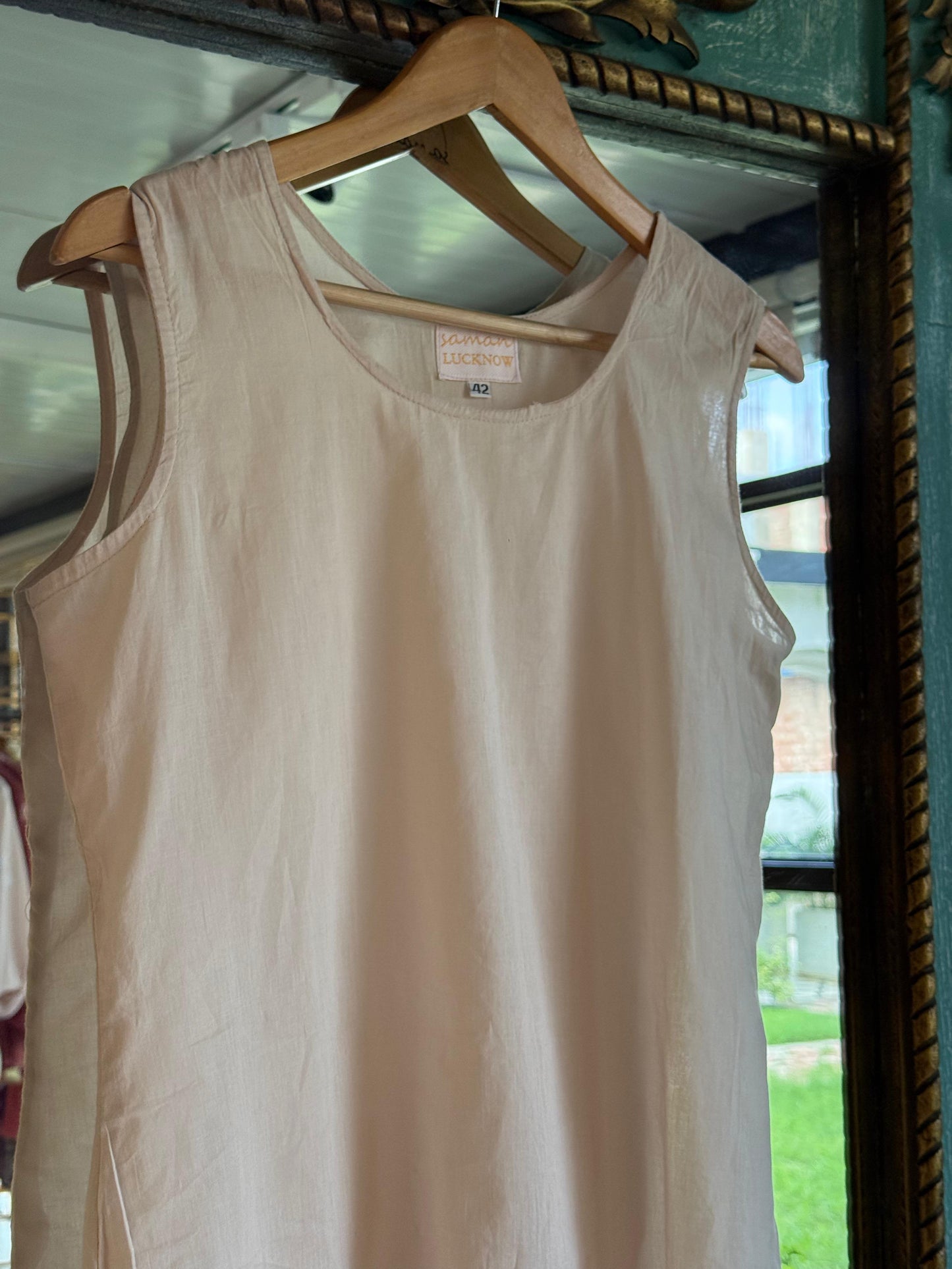 Beige Sequinned Chikankari Kota Kurta