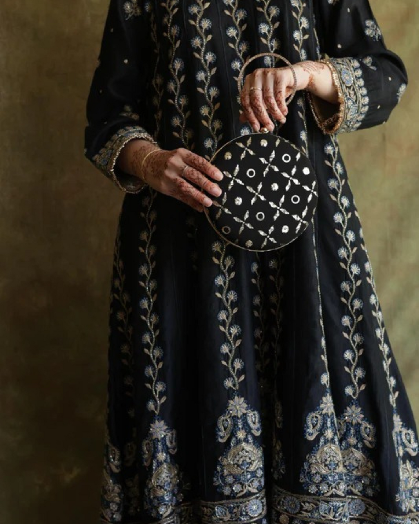 Round Shape Black Pure Georgette Mukaish Badla Sling Clutch