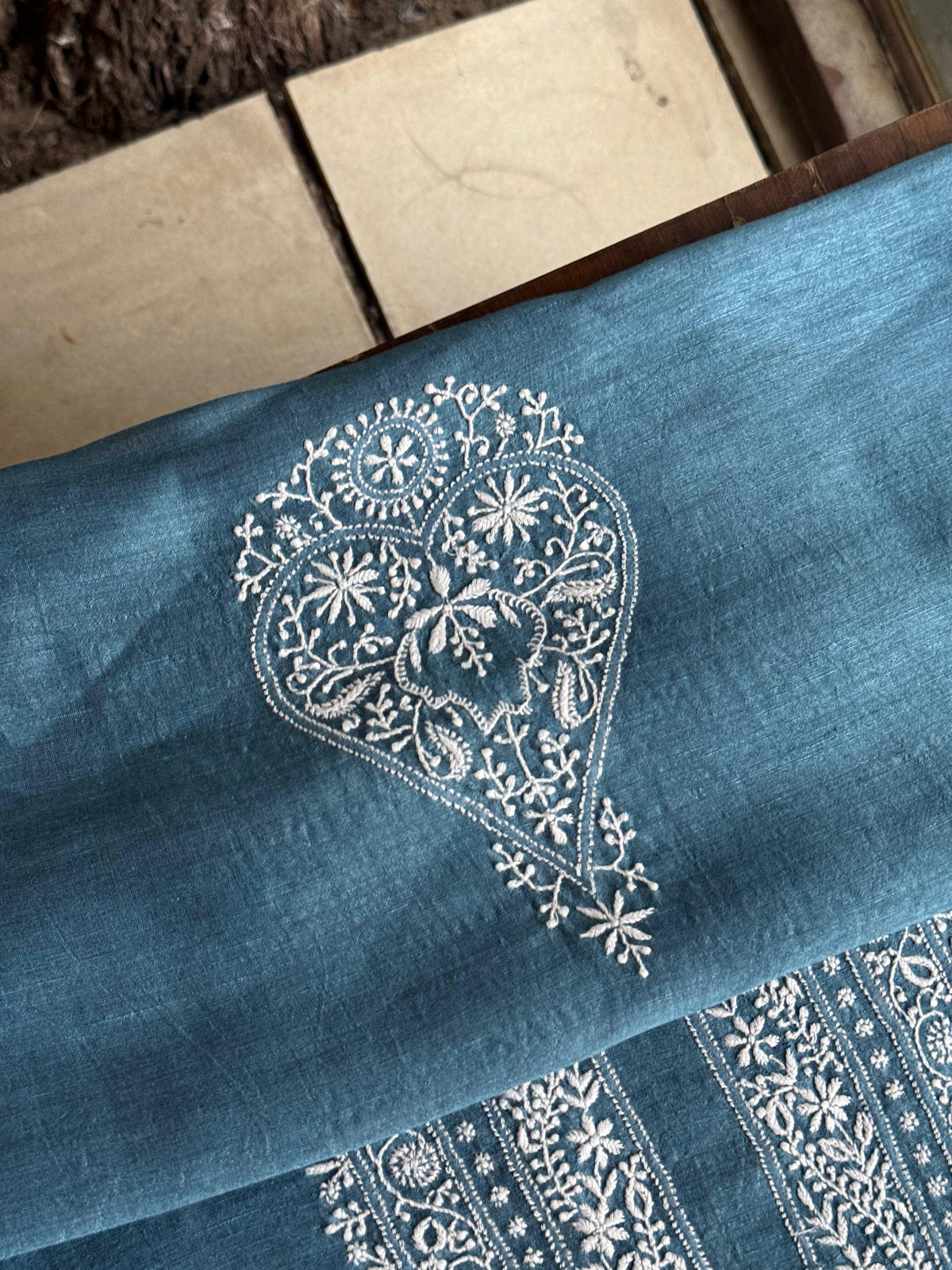 Blue Shade Linen Chikankari Unstitched Men's Kurtas Fabric