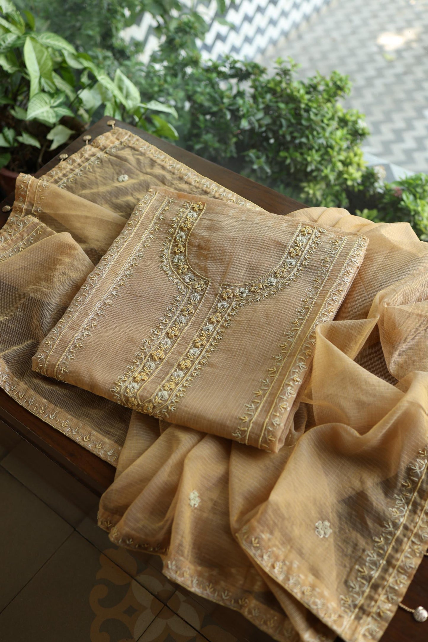 Beige Shade Shade Shade Tissue Kota Chikankari Unstitched Fabric