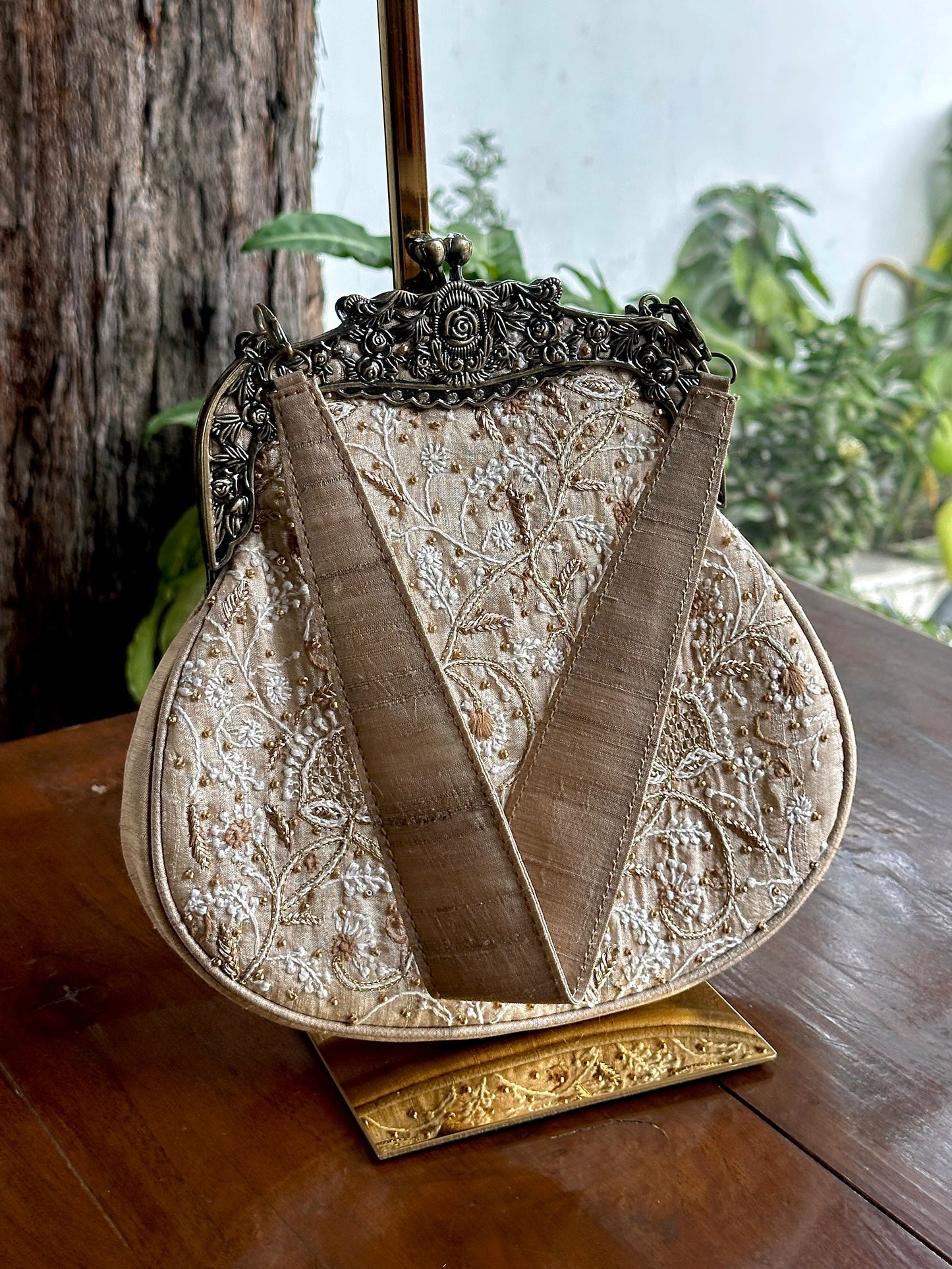 Beige Shade | Vintage Ari Mukaish Sling Bags