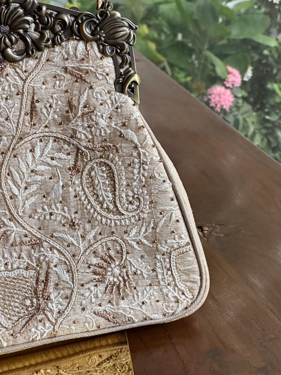 Beige Shade Vintage Motif Ari Sling Bags