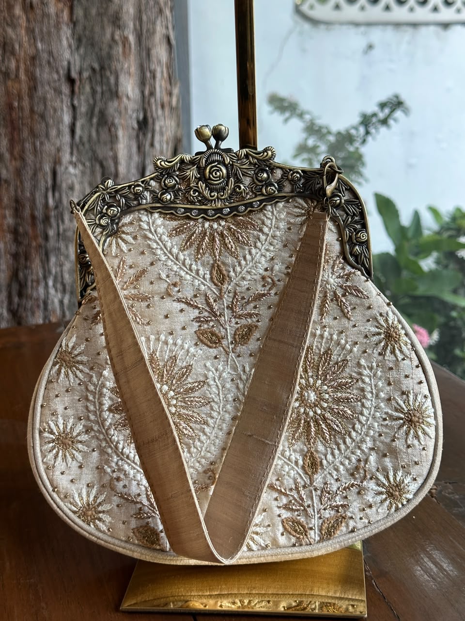 Beige Shade Vintage Motif Ari Sling Bags