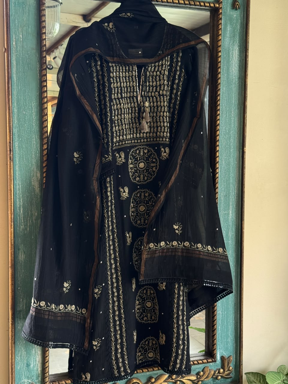 Black Shade Malmal Pearl White Chikankari Ready to Wear Kurta Set