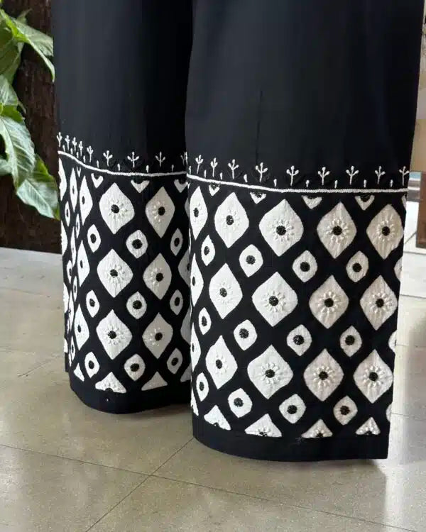 Black & White Daraz Applique Chikankari Palazzo