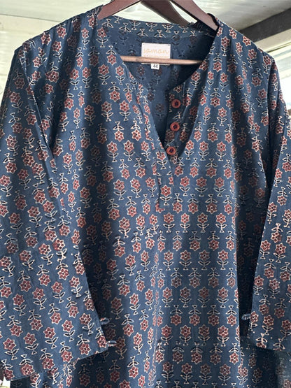Blue Ajrak Multi Shade Cotton Short Kurta