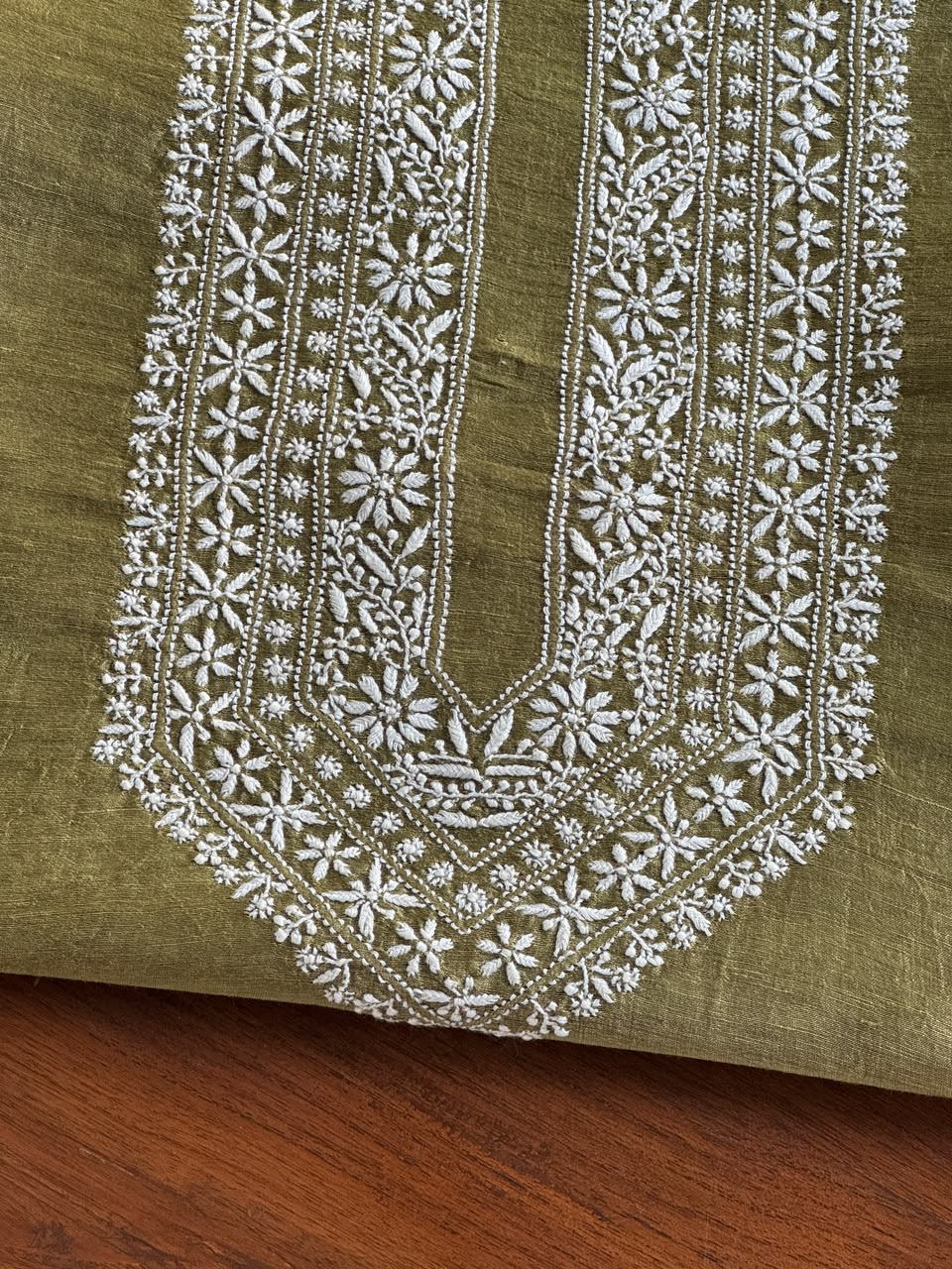 Dark Green Linen Chikankari Unstitched Men's Kurta Fabric