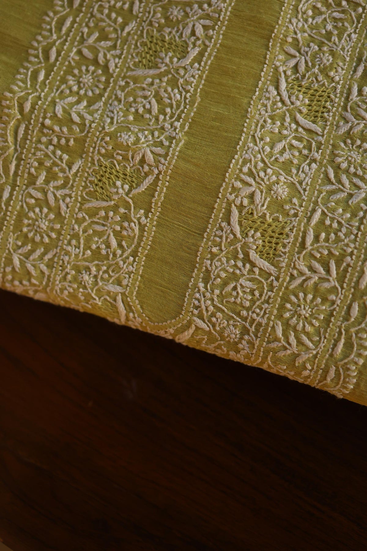 Dull Green Linen Chikankari Unstitched Men's Kurta Fabric