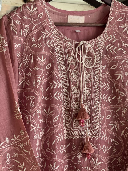 Dusky Rose Shade Malmal Straight Cut Chikankari Kamdani Kurta Set