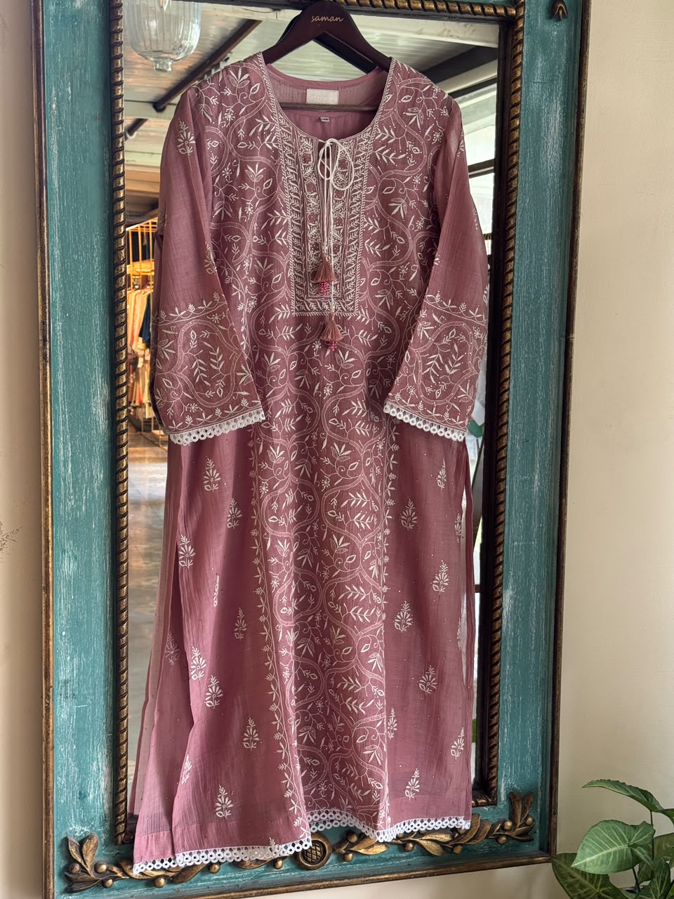 Dusky Rose Shade Malmal Straight Cut Chikankari Kamdani Kurta Set