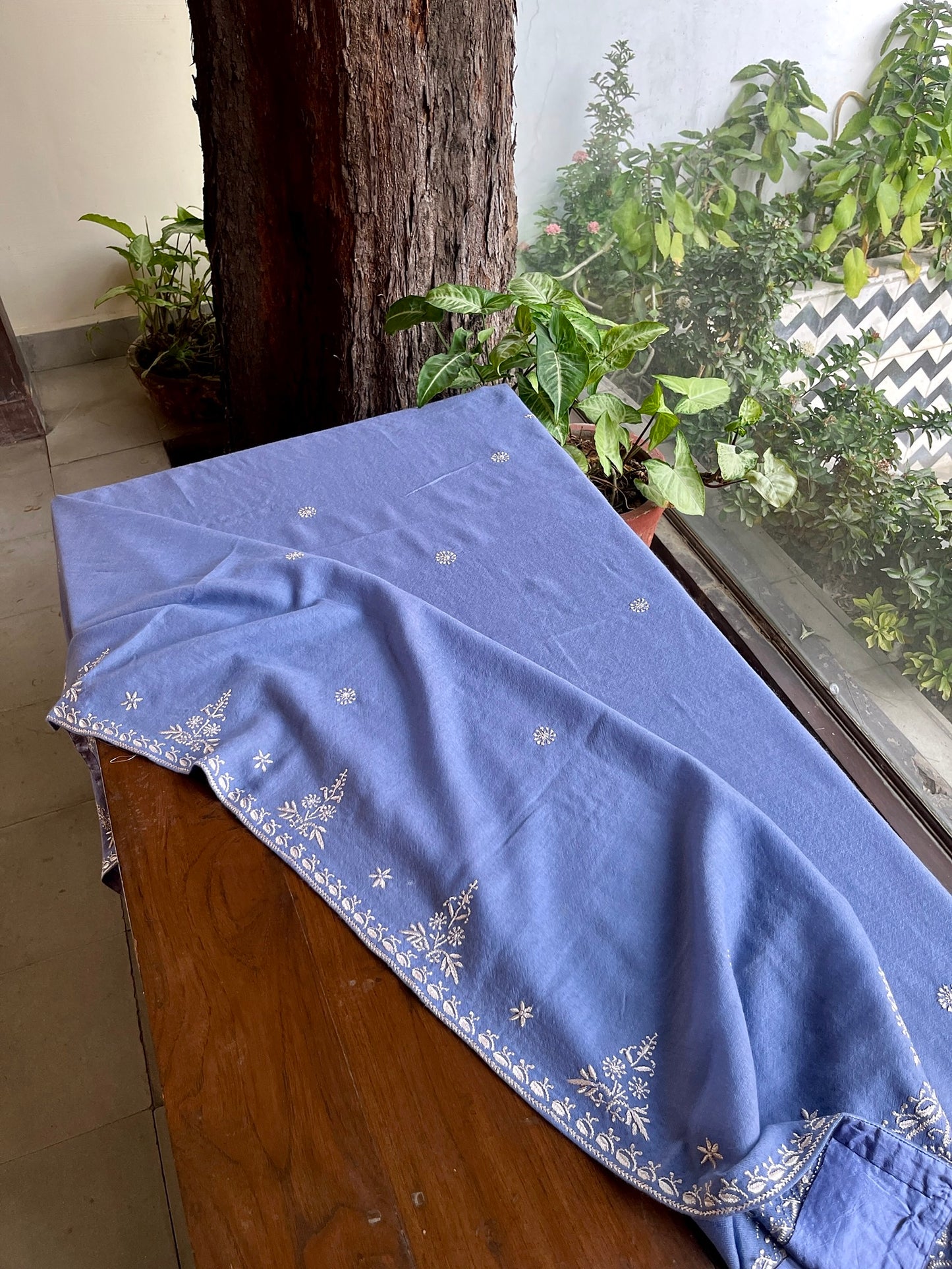 Dusty Lavender Shade Saman Pashmina Resham Thread Chikankari Shawl