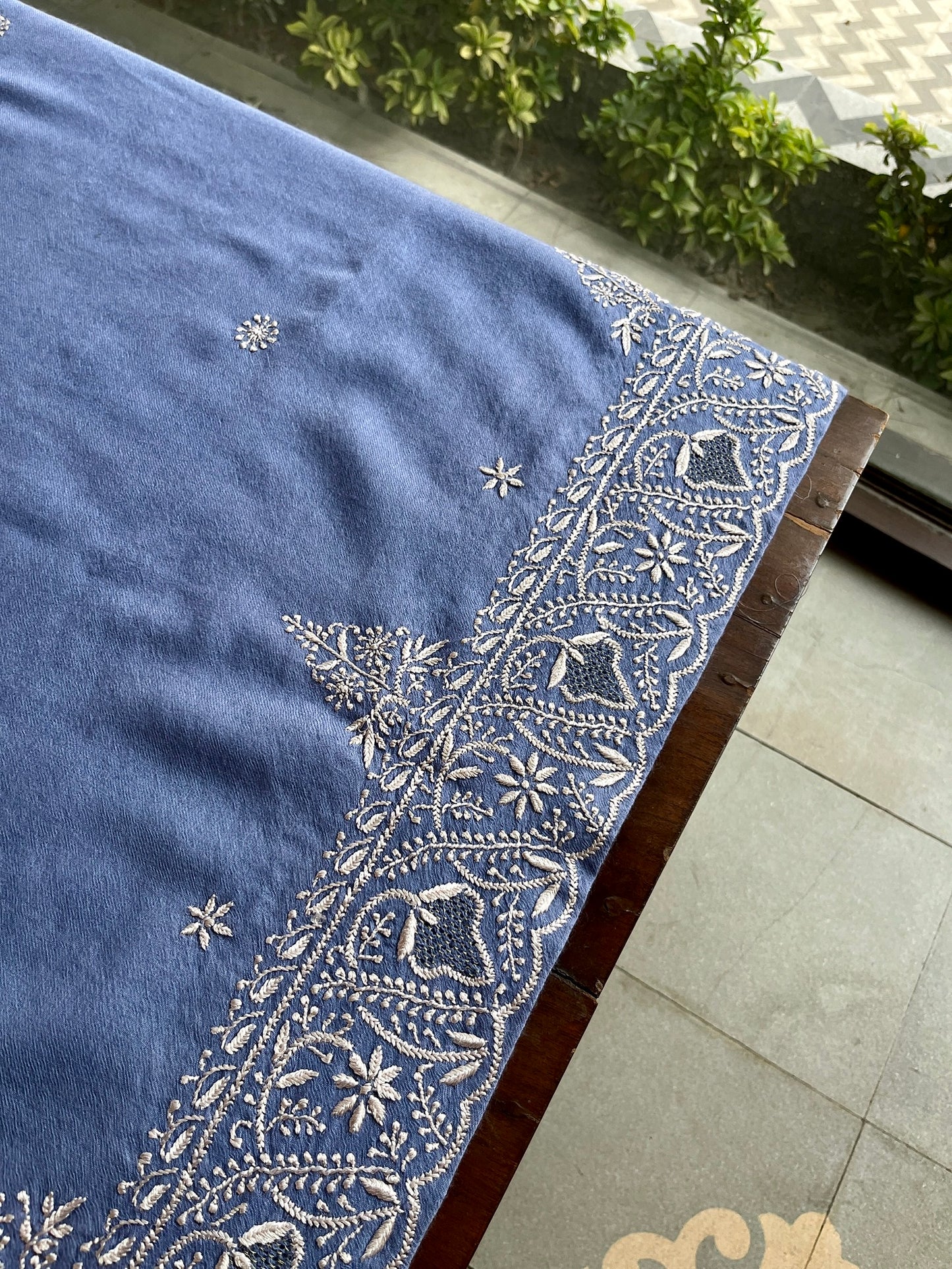 Dusty Lavender Shade Saman Pashmina Resham Thread Chikankari Shawl