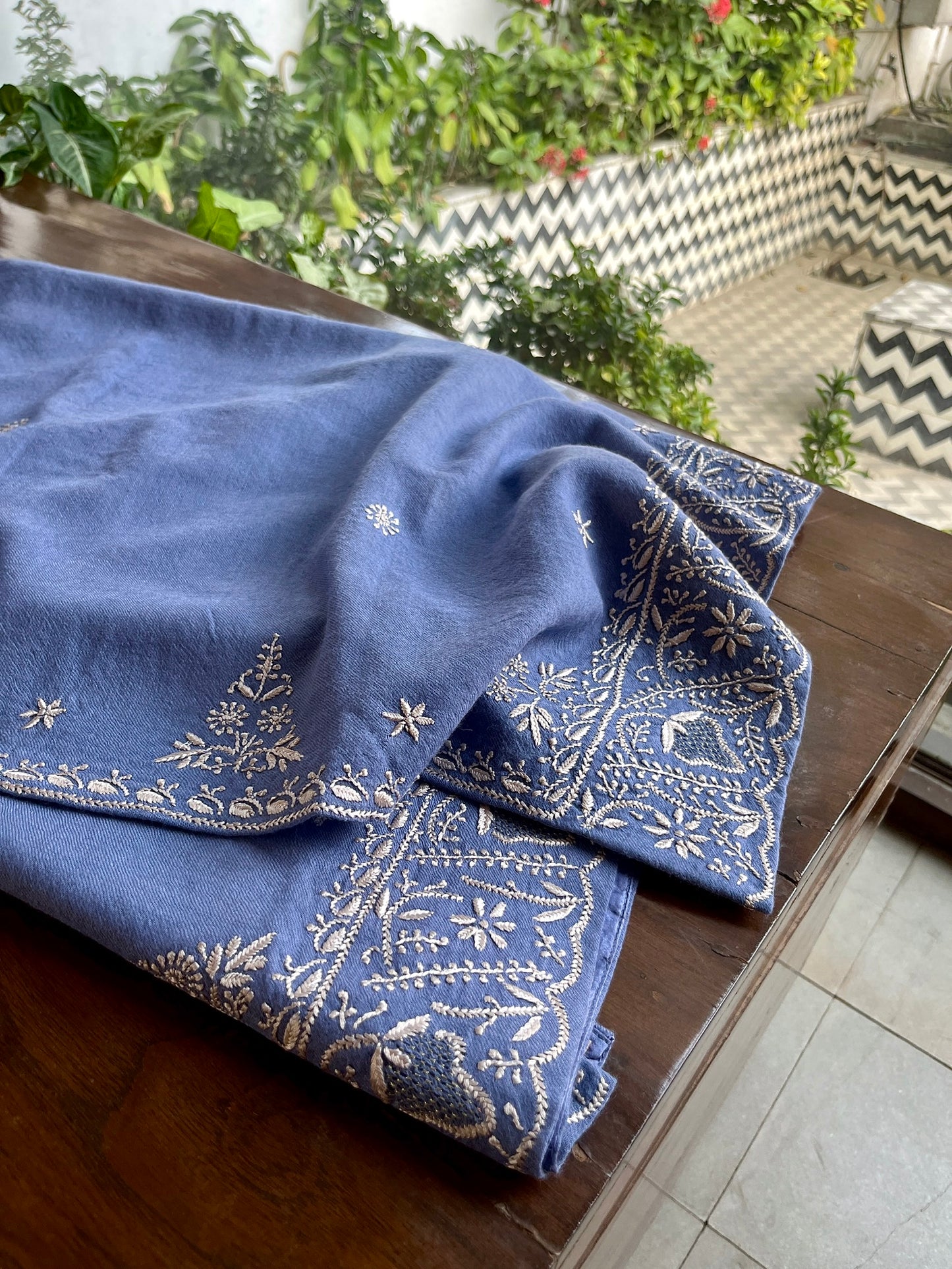 Dusty Lavender Shade Saman Pashmina Resham Thread Chikankari Shawl