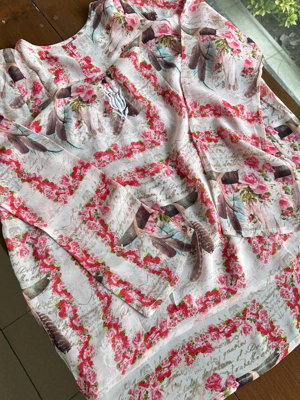 Floral Motif Chikankari Semi-Georgette Short Top / Kurti