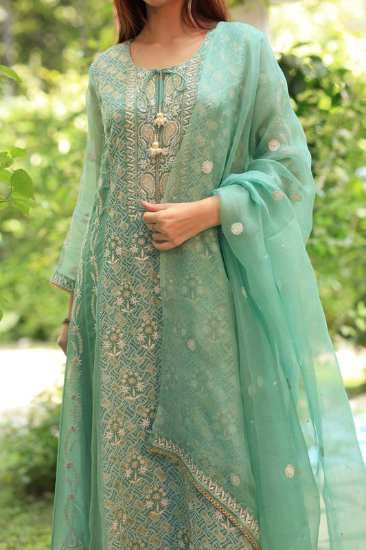 Green Noor Organza Chikankari Anarkali Kurta With Dupatta