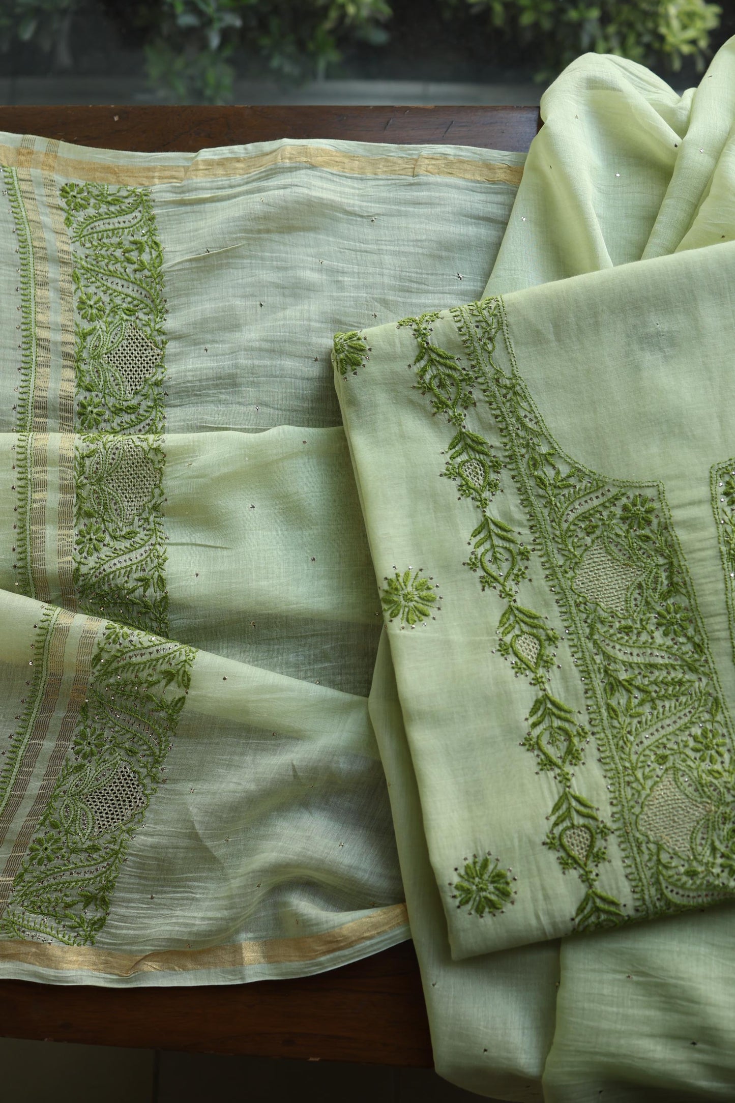 Green Shade Mal Cotton Chikankari Unstitched Kurta Dupatta Fabric With Kamdani