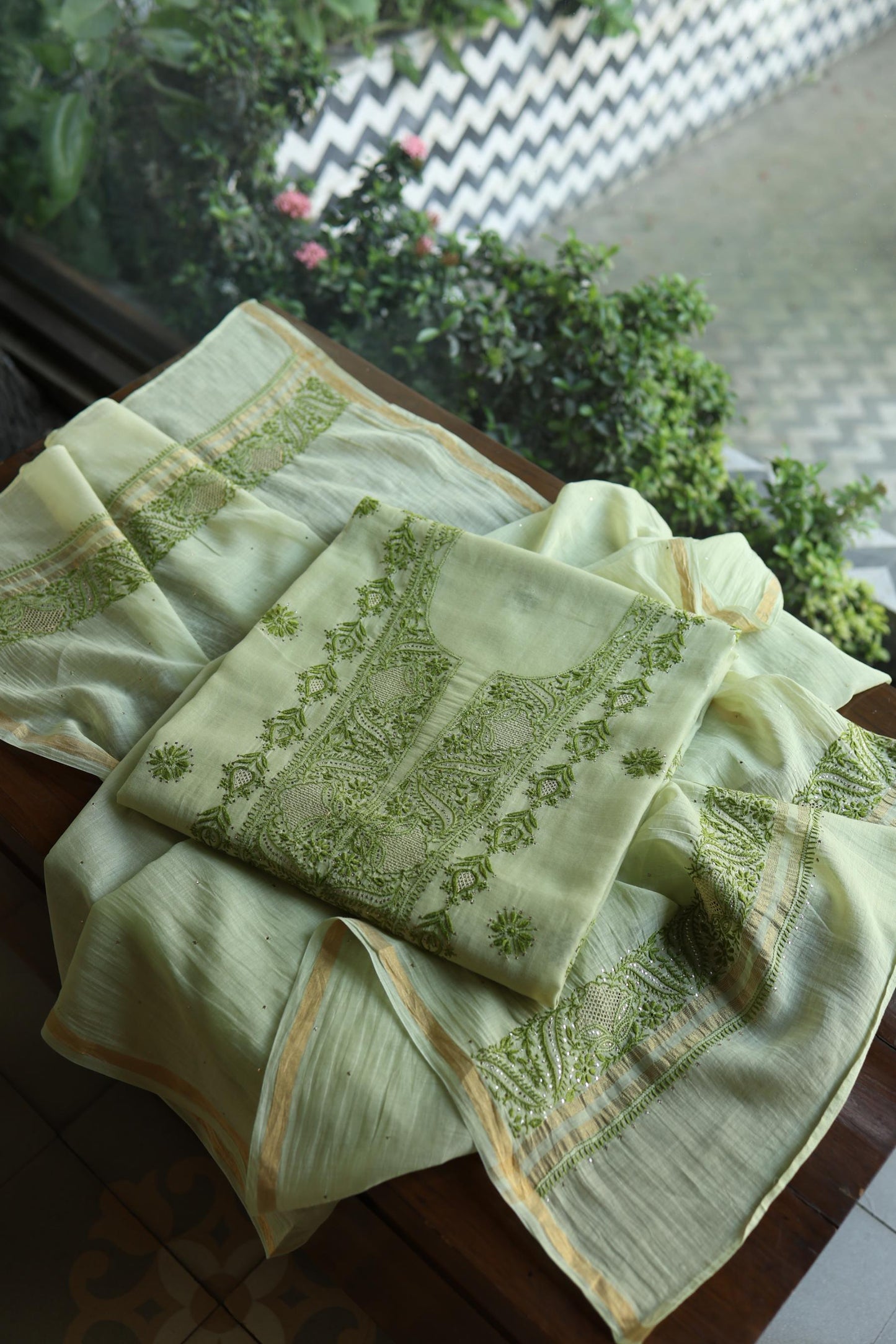 Green Shade Mal Cotton Chikankari Unstitched Kurta Dupatta Fabric With Kamdani