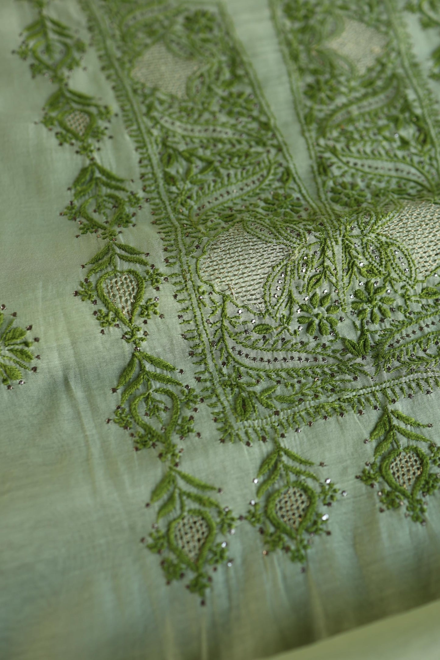 Green Shade Mal Cotton Chikankari Unstitched Kurta Dupatta Fabric With Kamdani