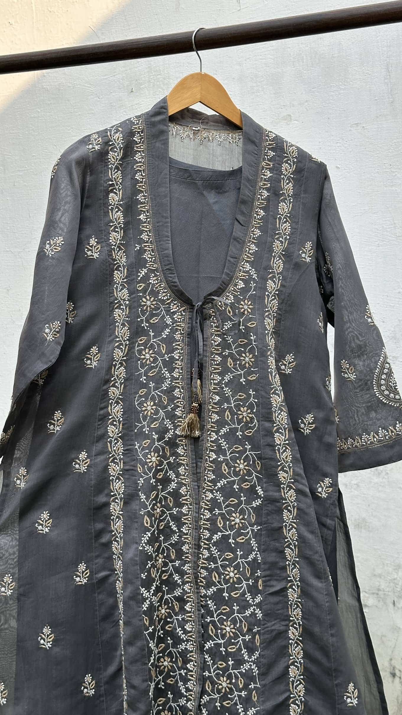 Grey SICO Mal Chikankari Kurta With Mukaish Kamdani – Ready to Wear