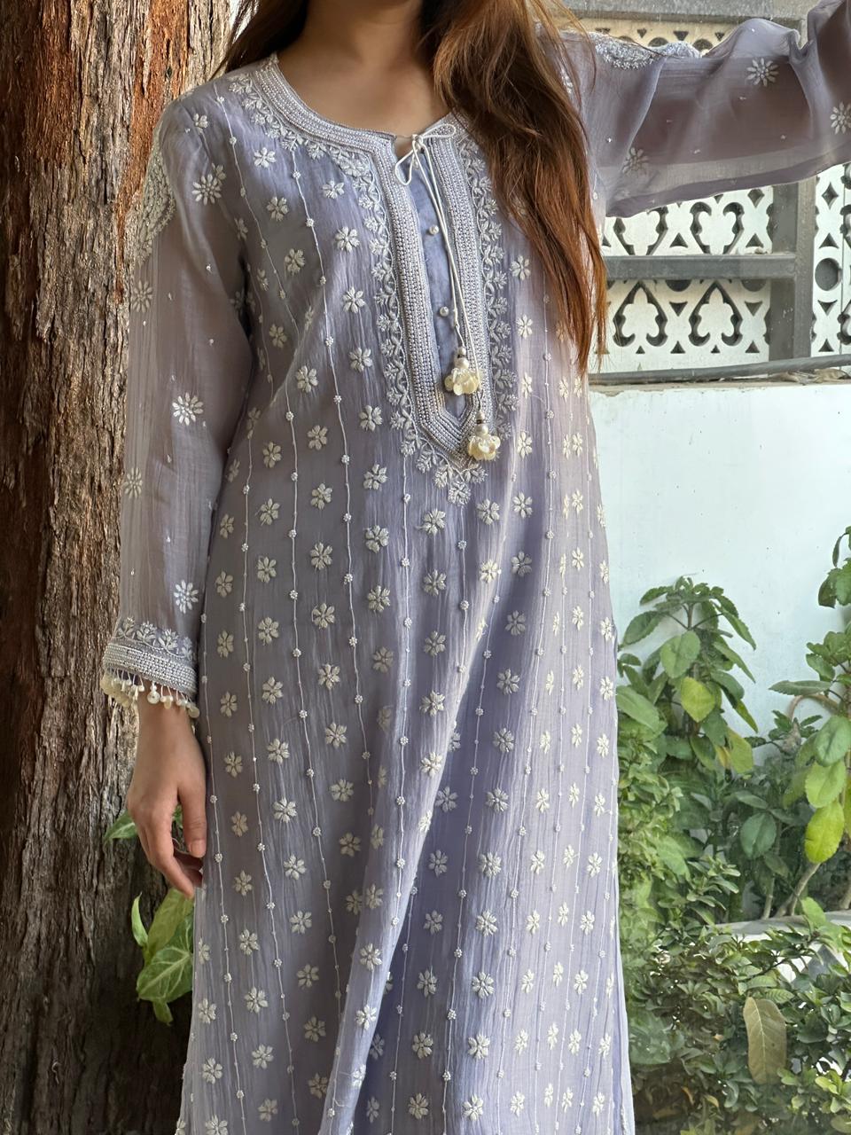 Light Mauve Shade Malmal Pearl Work Chikankari Kurta With Dupatta