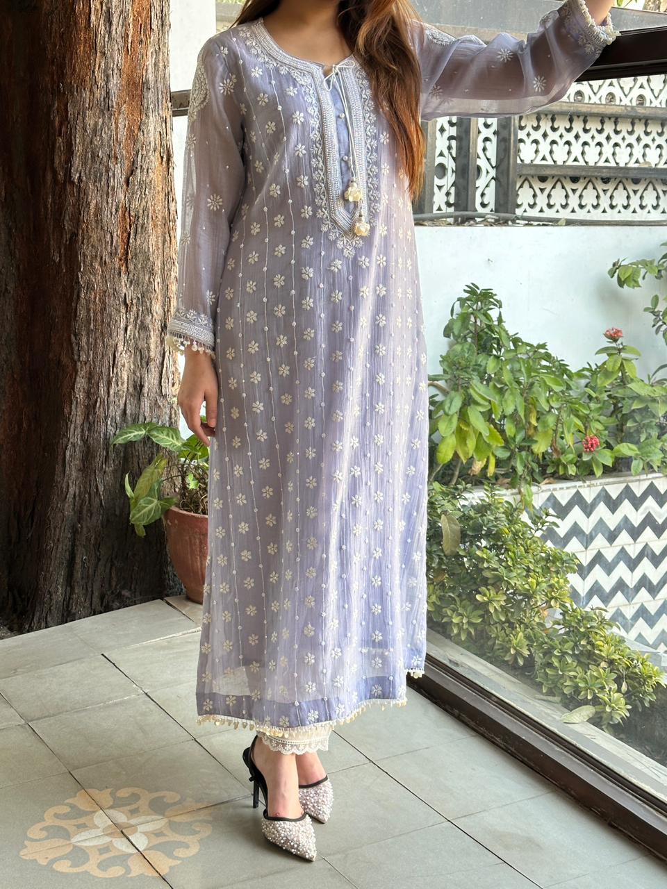 Light Mauve Shade Malmal Pearl Work Chikankari Kurta With Dupatta