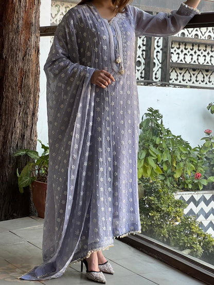 Light Mauve Shade Malmal Pearl Work Chikankari Kurta With Dupatta