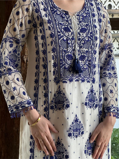 Indigo White Malmal Pearl Work Chikankari Kurta With Dupatta