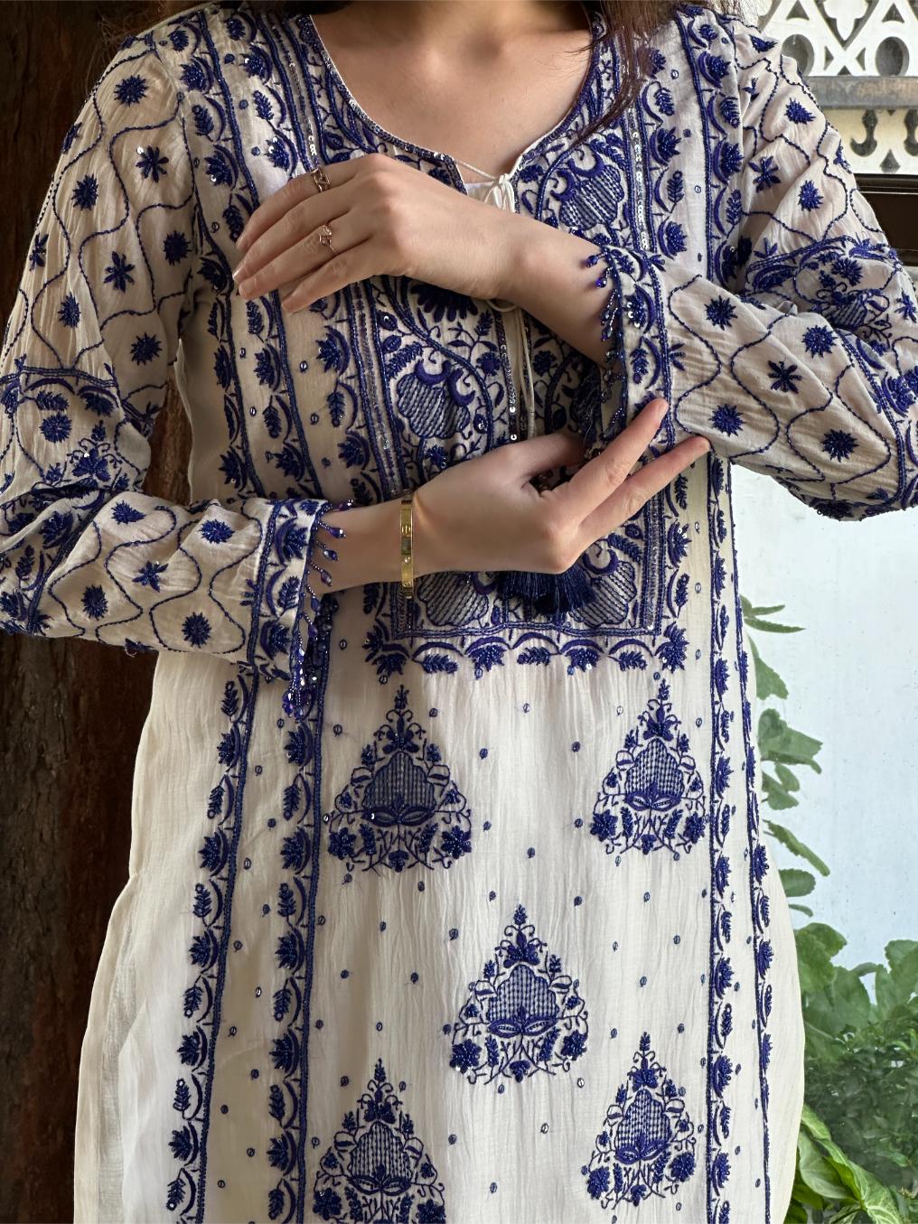 Indigo White Malmal Pearl Work Chikankari Kurta With Dupatta