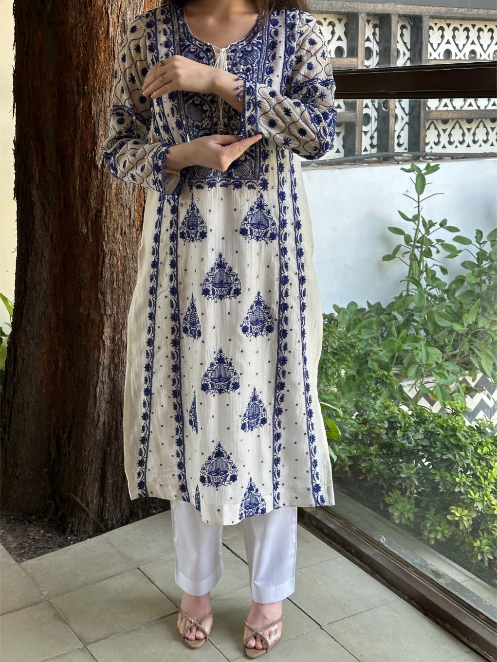 Indigo White Malmal Pearl Work Chikankari Kurta With Dupatta