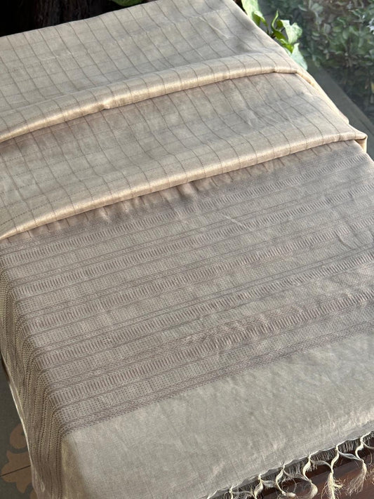 Ivory Beige Handloom Silk Woven Saree with Intricate Border Detailing