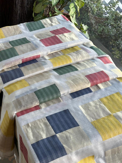 Ivory Multicolour Geometric Handloom Silk Saree