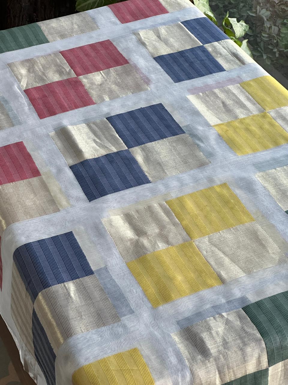 Ivory Multicolour Geometric Handloom Silk Saree