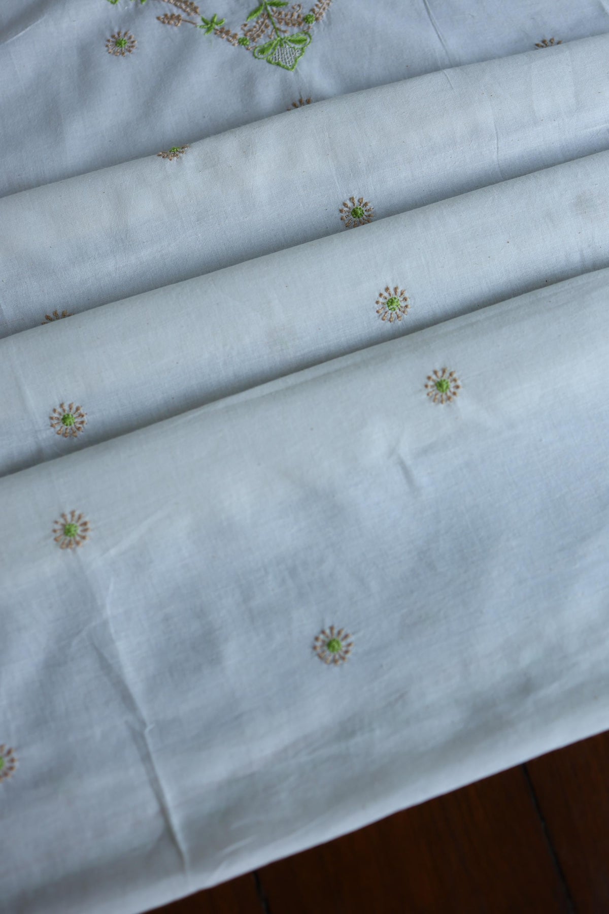 Ivory Shade Dhaka Cotton Unstitched Kurta & Dupatta Set
