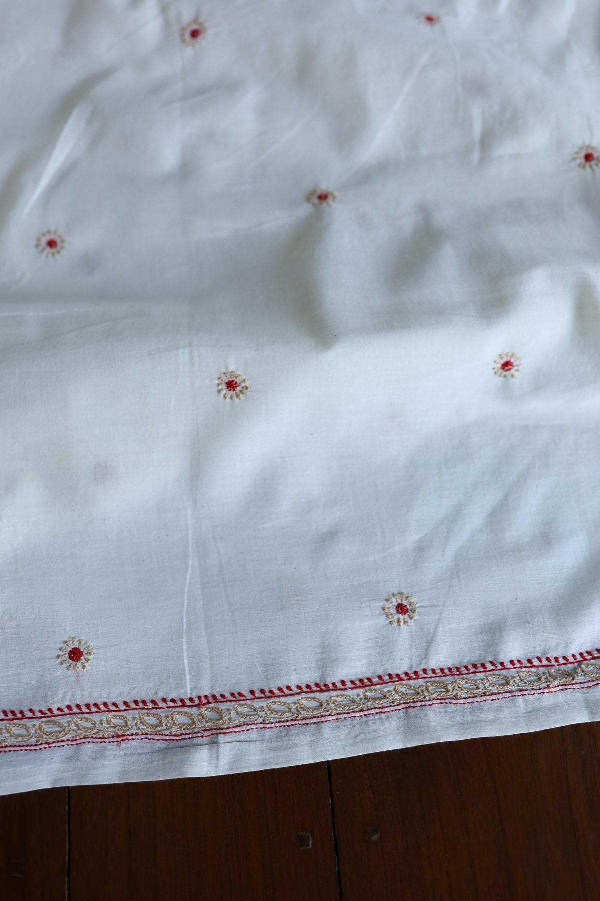 Ivory Shade Dhaka Cotton Unstitched Kurta & Dupatta Set